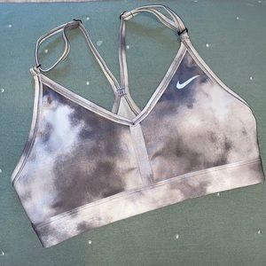 XS Nike sport bra